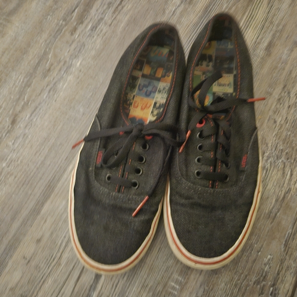 Vans Shoes - Stylish Black Canvas Sneakers